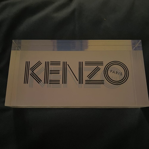 Plexiglass stands Kenzo and Emporio Armani like new