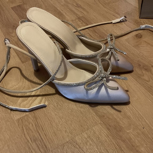 Pumps size 38 like new, beige and gold