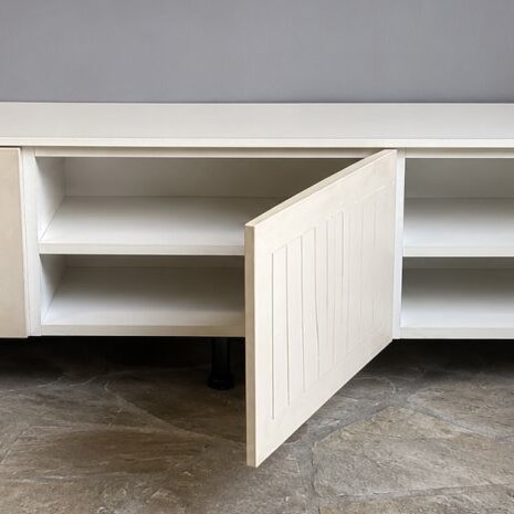 TV cabinet buffet table white used 180cm width 40cm depth