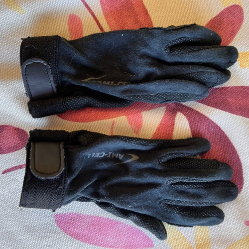 Equestrian gaiters and gloves used, size S