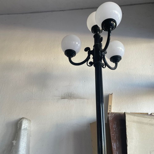 Garden lamp 4-light new, solid aluminum