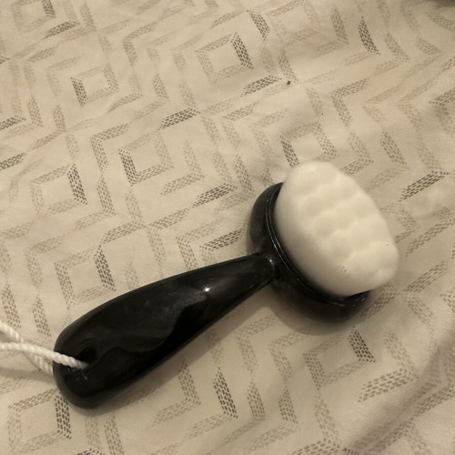 Laloo Cosmetics brush for powder application like new