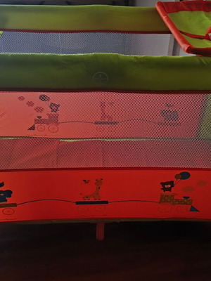 Bebe Stars playpen with changing table and carry bag