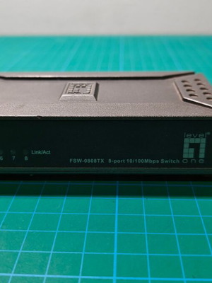 LevelOne FSW-0808TX 8 Port Mini Ethernet Switch used
