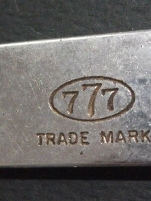 Vintage 777 Trade Mark Safe-Edge μεταλλικό ανοιχτήρι μπουκαλιών μπύρας μεταχειρισμένο