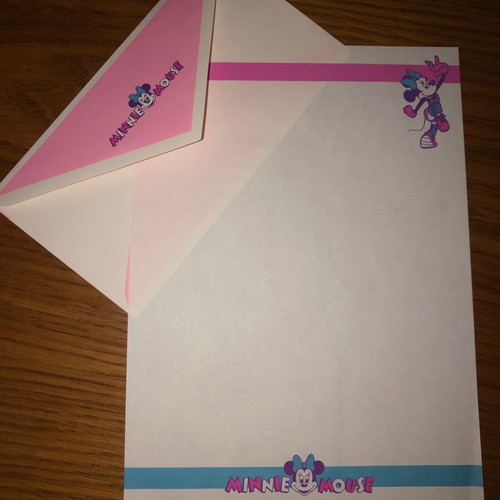 Minnie Mouse stationery set new, rare