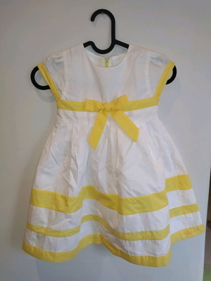 Le Baron summer dress for girl 6 years like new, white and yellow