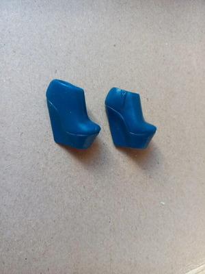 Barbie vintage shoes like new