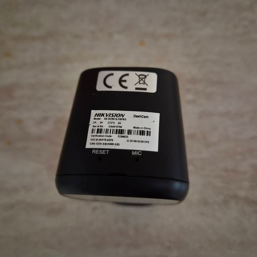 Hikvision F6 Pro Car DVR Camera 1600P Wi-Fi GPS like new