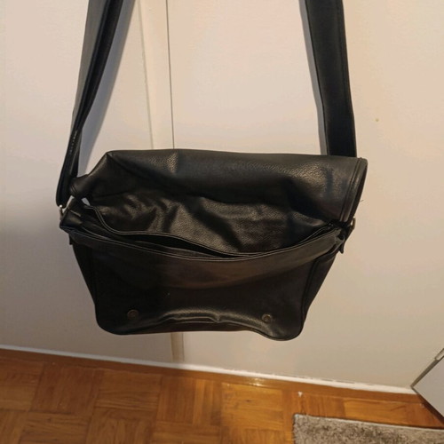 Shoulder bag with artistic multicolor design like new
