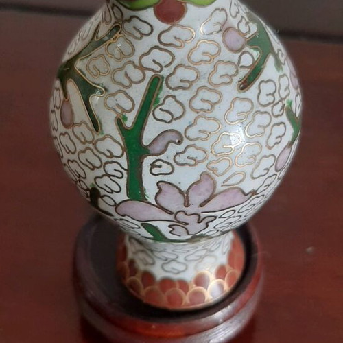 Cloisonne used, height 7.5 cm