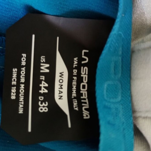 La Sportiva women's short hiking shorts, like new, size M