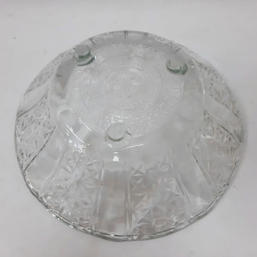 Vintage cut glass bowl 22.5 cm like new