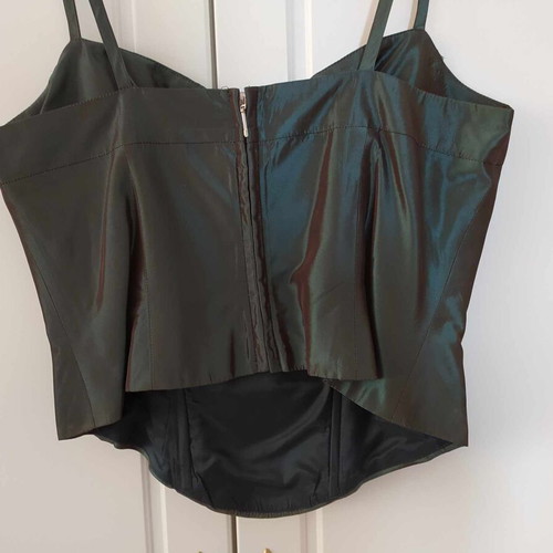 Maxin top used, size large