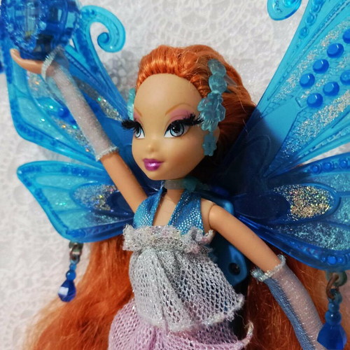 Winx Club Pixie Flight Bloom doll Mattel 2007 like new, vintage collectible