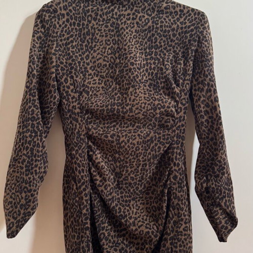 Zara leopard dress like new above knee with shoulder pads