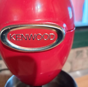 ΦΡΑΠΕΔΙΕΡΑ ΕΠΑΓΓΕΛΜΑΤΙΚΗ KENWOOD ΚΟΚΚΙΝΗ 2 TAXYTHTΩΝ, 90W