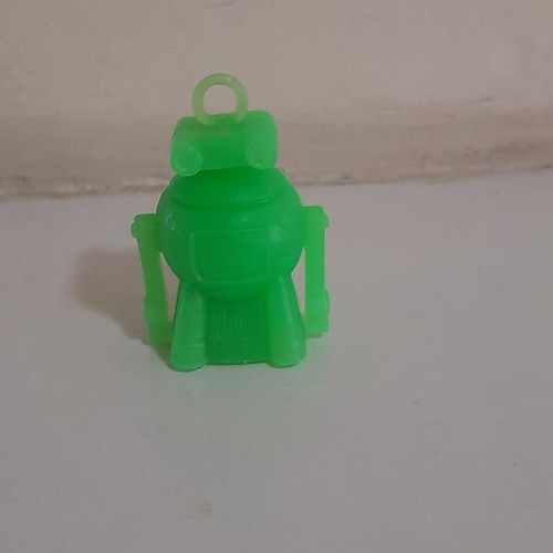 Robot keychain '80s green like new