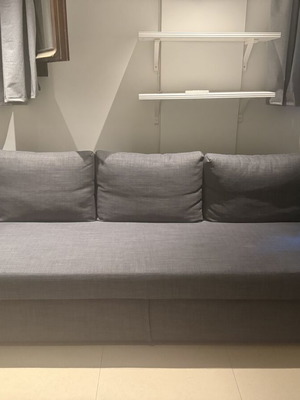 Καναπές-κρεβάτι τριθέσιος FRIHETEN IKEA σαν καινούργιο