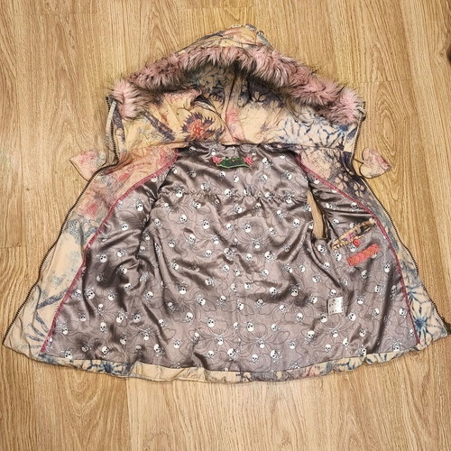 Daite Womens Hooded Puffer Vest faux fur trim, floral skull print, size UK 12 EU 38, like new