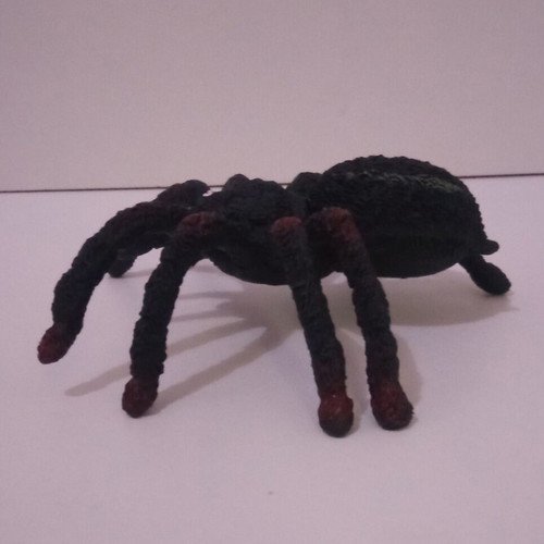 Tarantula spider children's toy like new