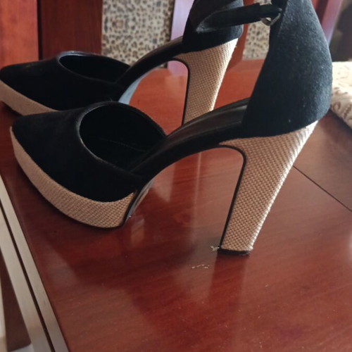 Black suede heels with woven platform, size 39, like new