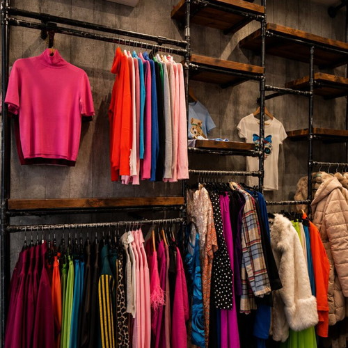 Fashion store fully equipped 22 sqm in Korydallos