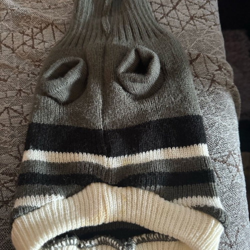 Small dog shirt like new
