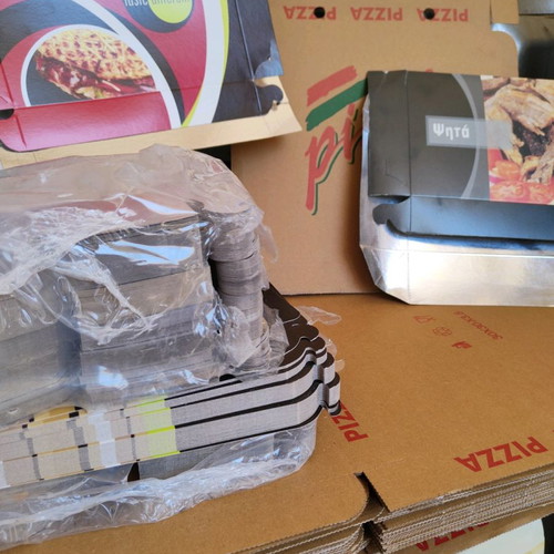 Delivery boxes new for grill house and pizza in various sizes