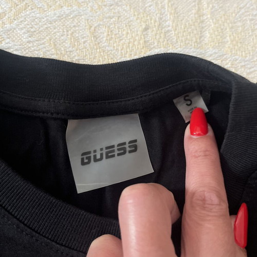 Guess long sleeve shirt XS, like new, black and white