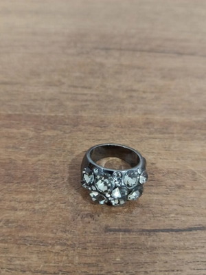 Ring no 9 used in very good condition