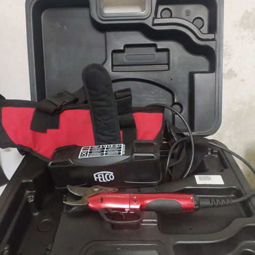 Felco rechargeable pruning shears like new