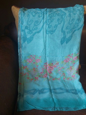 Large turquoise scarf like new