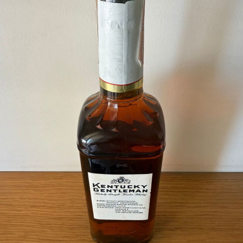Bourbon Kentucky Gentleman 1986 like new, sealed