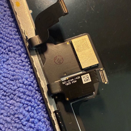 iPhone XS Max display used with touch problem