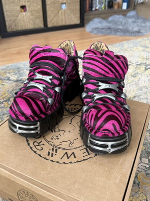 New Rock shoes size 37 custom colorful