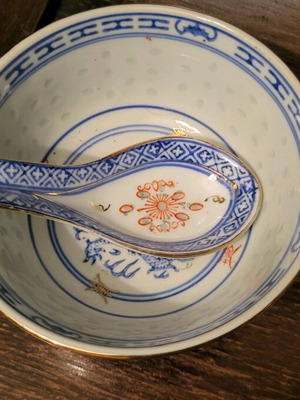 Japanese porcelain bowl with spoon like new