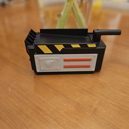 Ghostbusters Ghost Trap with Sound like new