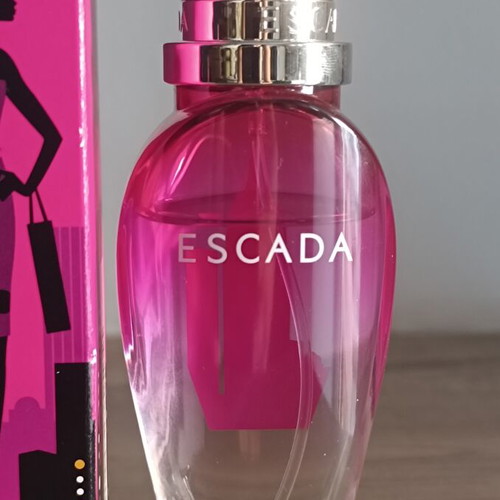Escada Sexy Graffiti Eau de Toilette 30ml like new limited edition