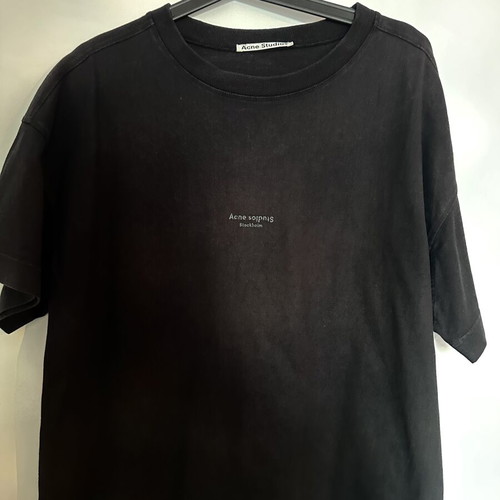 Acne Studios black and grey t-shirt like new, size S fits large
