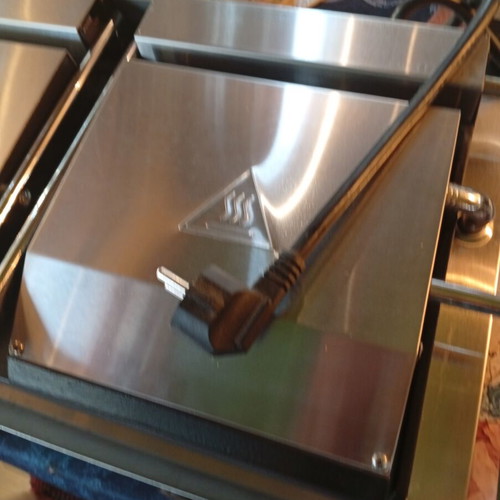 Marreti professional sandwich maker model 813