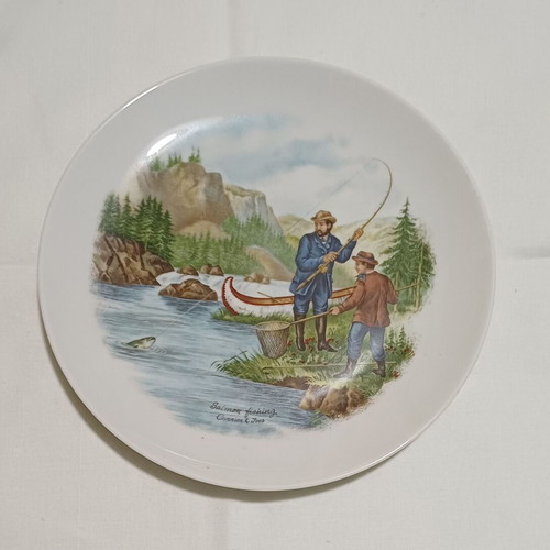 Decorative plate Salmon Fishing like new