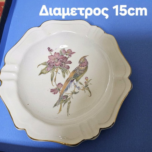 Vase and ashtray-plate like new, ceramic with designs
