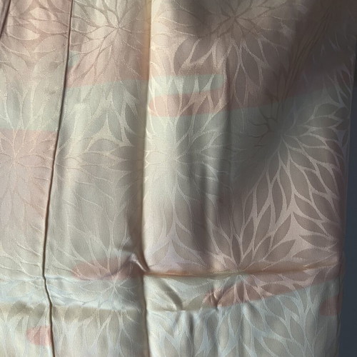 Japanese silk and cotton kimono, 130 cm