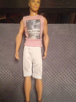 Ken doll like new