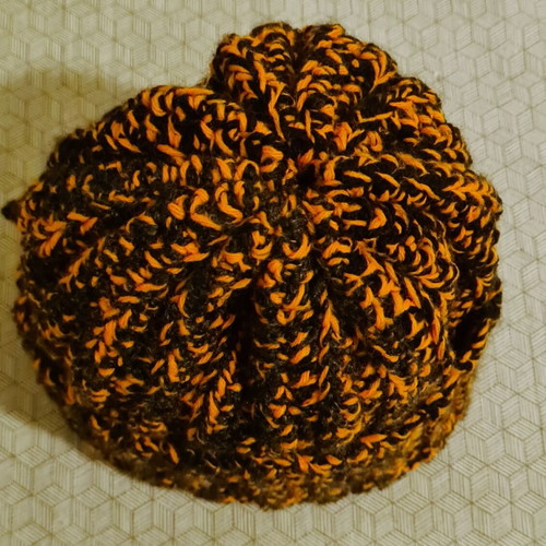 Handmade beanie new, black and orange