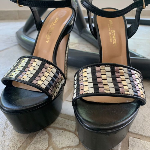 Wall Street Exclusive Collection sandals size 36