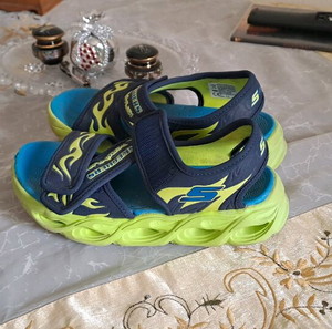 Skechers nr 33..Thermo Flash..