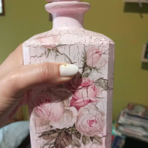 Handmade decorative vase with roses new