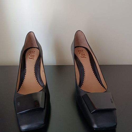 Blay black leather pumps size 40 like new
